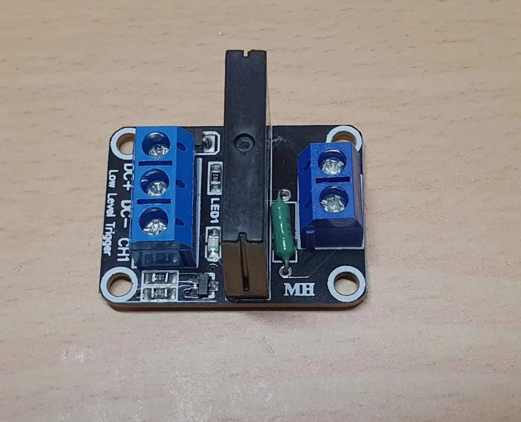 Solid state relay for the light bulb switch